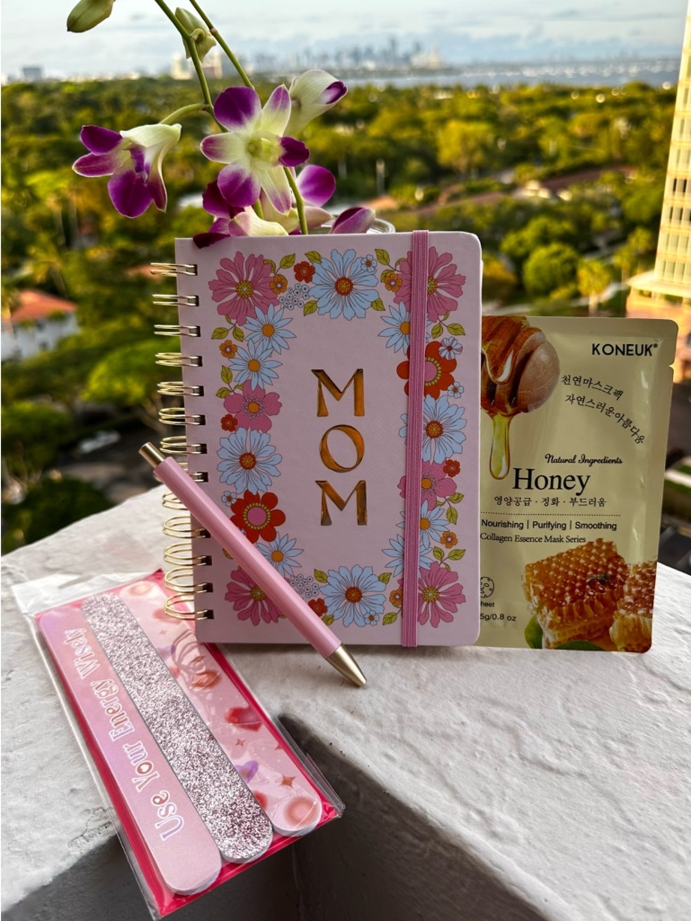 Mother’s Day Mom Journal Gift Set | Honey Mask Pen Nail File Bundle | NWT